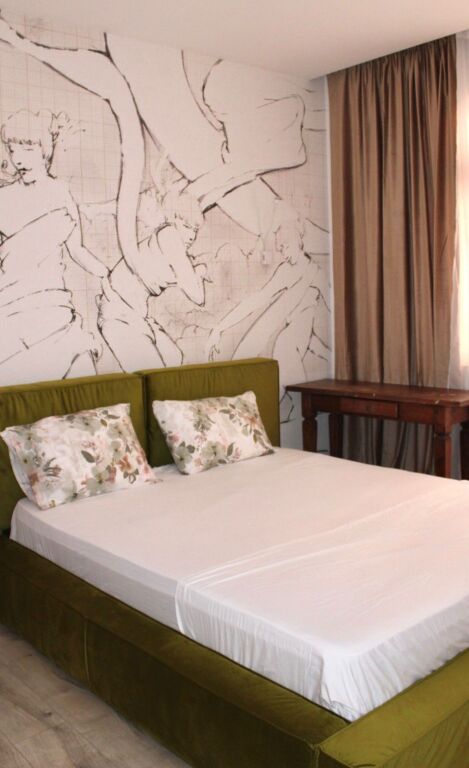 APARTAMENT 2+1 RER QIRA NE BLLOK TE KAFE ROMA