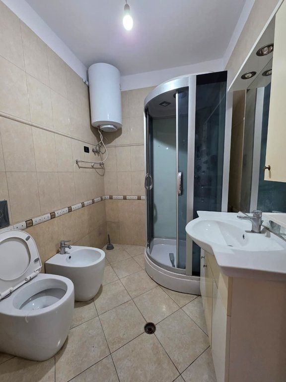 In vendita, Appartamento 2+1+2, Nuovo Anello, Tirana.