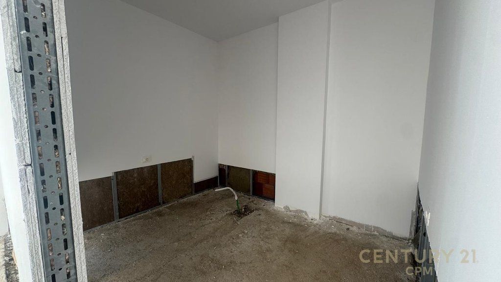 VENDIAMO APPARTAMENTO 2+1 IN SANTORINI RESIDENCE, DHËRMI!