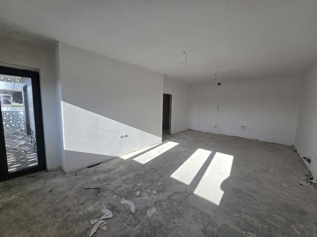 Appartamento 2+1+2+Balcone in Vendita in Corner Residence