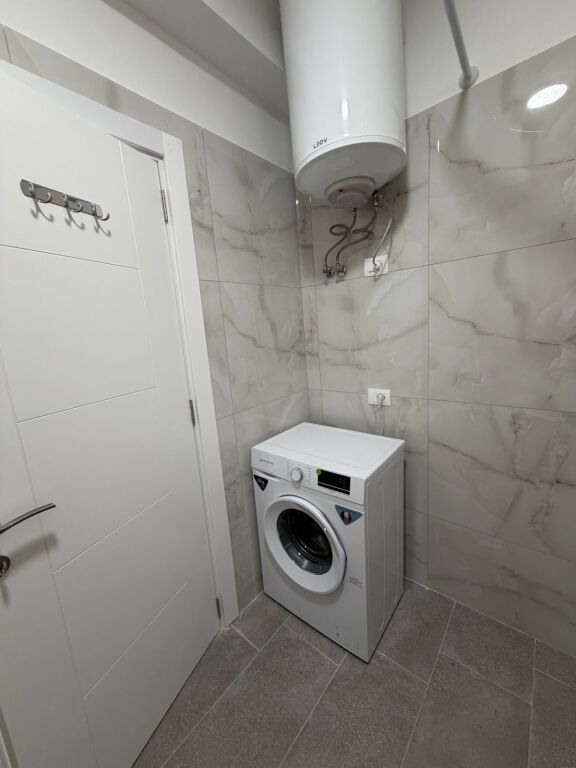 🏢Laprake, Via Dritan Hoxha, monolocale in affitto 40m2, appena arredato 42,000LEKE        