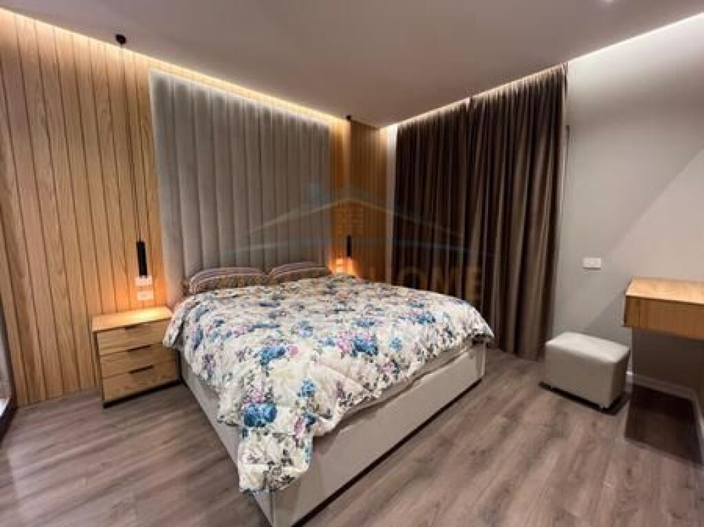 SHITET APARTAMENT 2+1,ALI DEM
