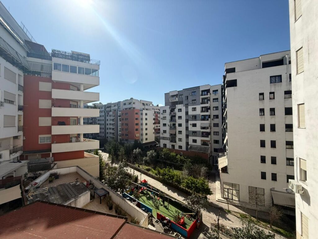 QERA APARTAMENT 1+1KOMPLEKSI ALES  ,ASTIR  