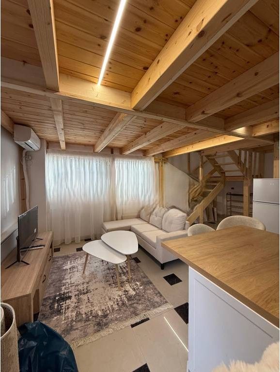 Apartament Duplex per qira 635 € /Muaj - Pamja 2