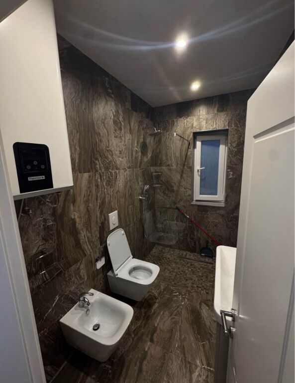 Apartament 1+1, Don Bosko!