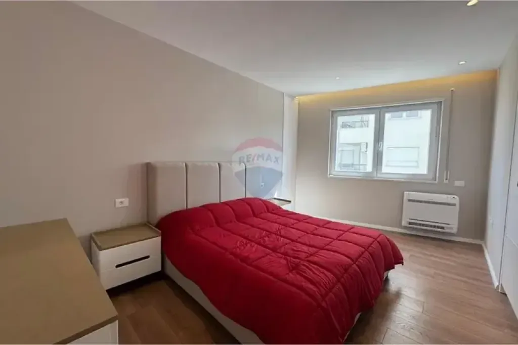 Apartament - Për Shitje - Rruga Mine Peza, Tiranë