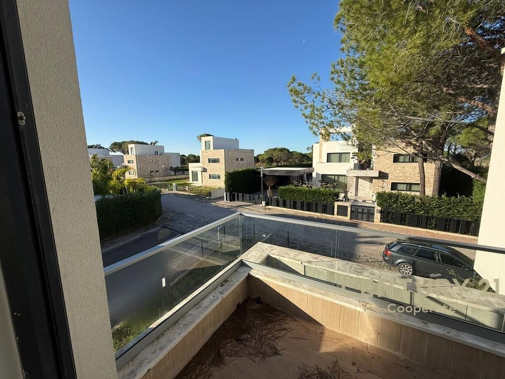 WE SELL VILLA IN SAN PIETRO 1,200,000 €
