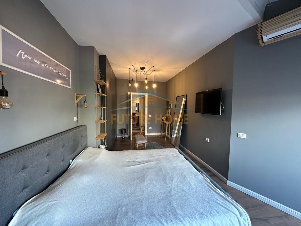 Shitet, Apartament 2+1, Rruga e Elbasanit, Tiranë