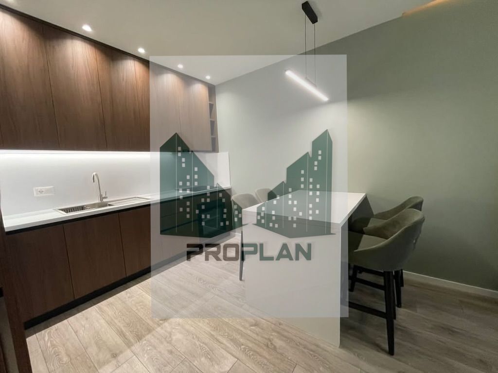 🏠AFFITTASI | Appartamento di Lusso 1+1 – Golden Tower, Via Mine Peza
