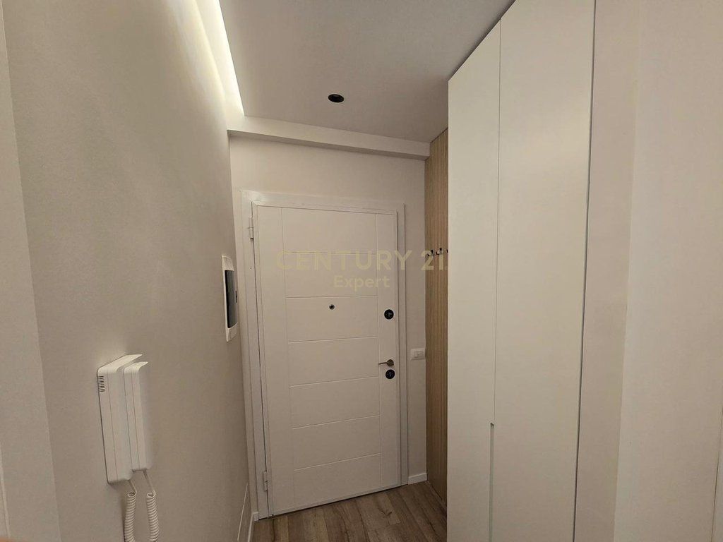 APARTAMENT 2+1+2 NE SHITJE PRANE UET 250,000 € Sip. Totale  103m2