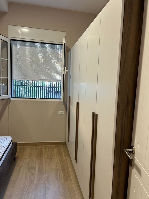 🏡 Jepet me Qira Apartament 1+1 – Yzberisht !