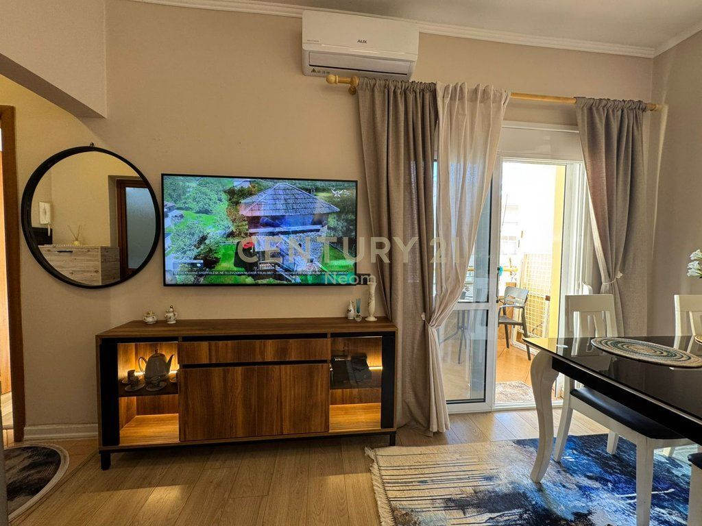 VENDESI APPARTAMENTO 1+1 A LUNGOMARE, VISTA MARE 165.000 €
