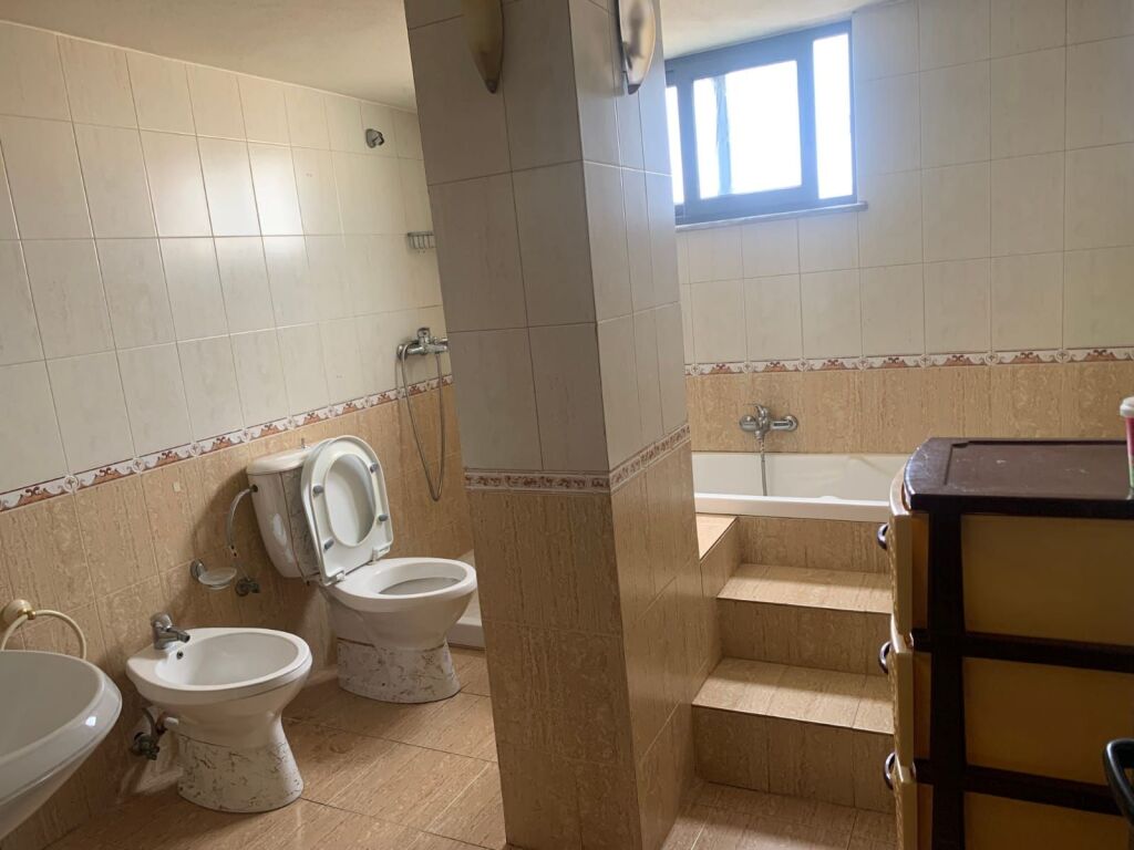 Appartamento 3+1 in affitto a Kodra e Prifti