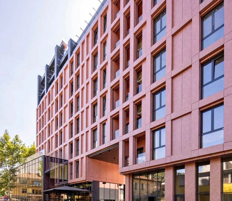 Apartment 1+1 for office on Kavaja Street!