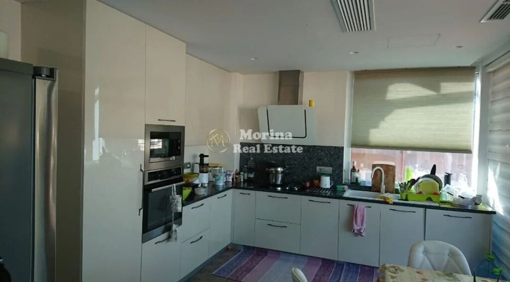 Sale | Duplex 4 + 1 | Dry Lake | 395000 €
