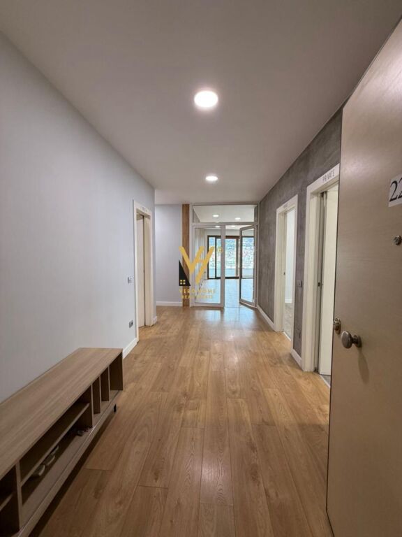 OFFICE FOR RENT 200 M2 AT DELIJORGJI 250,000 LEKE