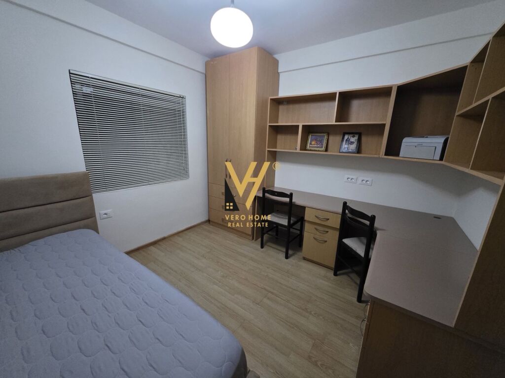 JEPET APARTAMENT 4+1+2+BLK ME QIRA TE MINE PEZA 1.500 EURO