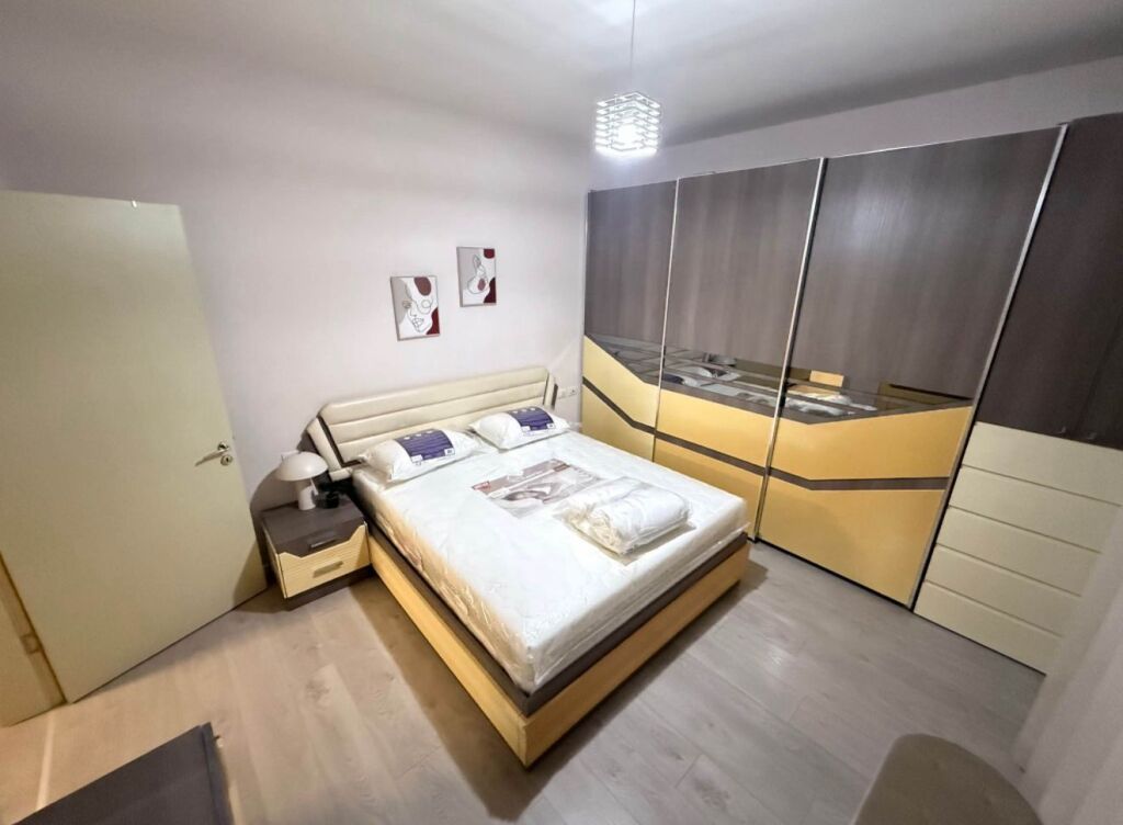 Apartment 1+1, Don Bosko!