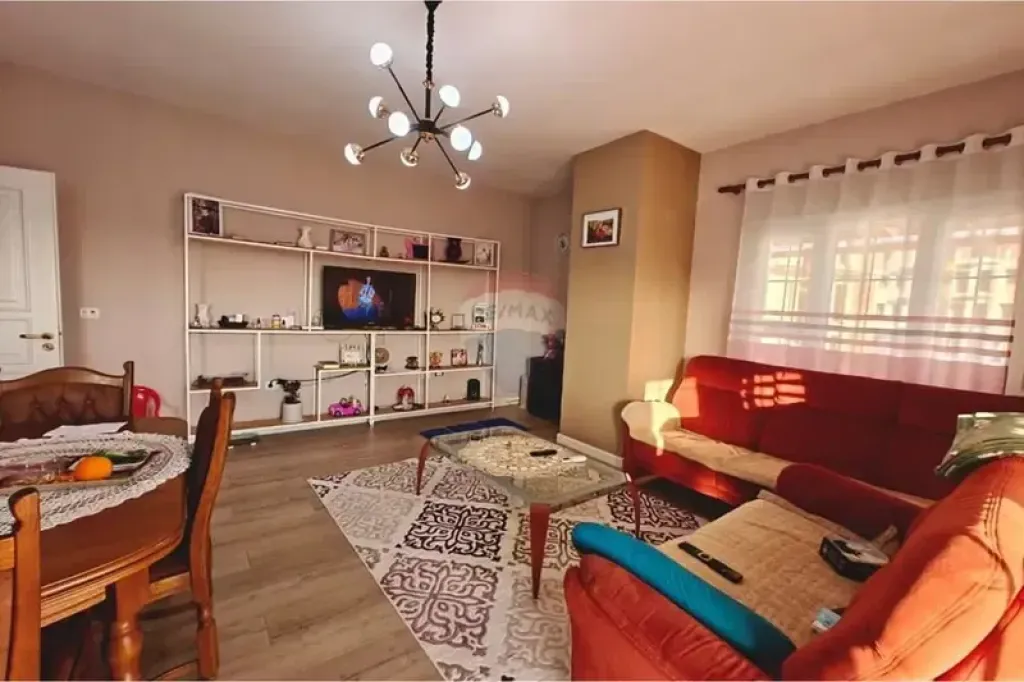 Apartament - Për Shitje - Linzë, Tiranë