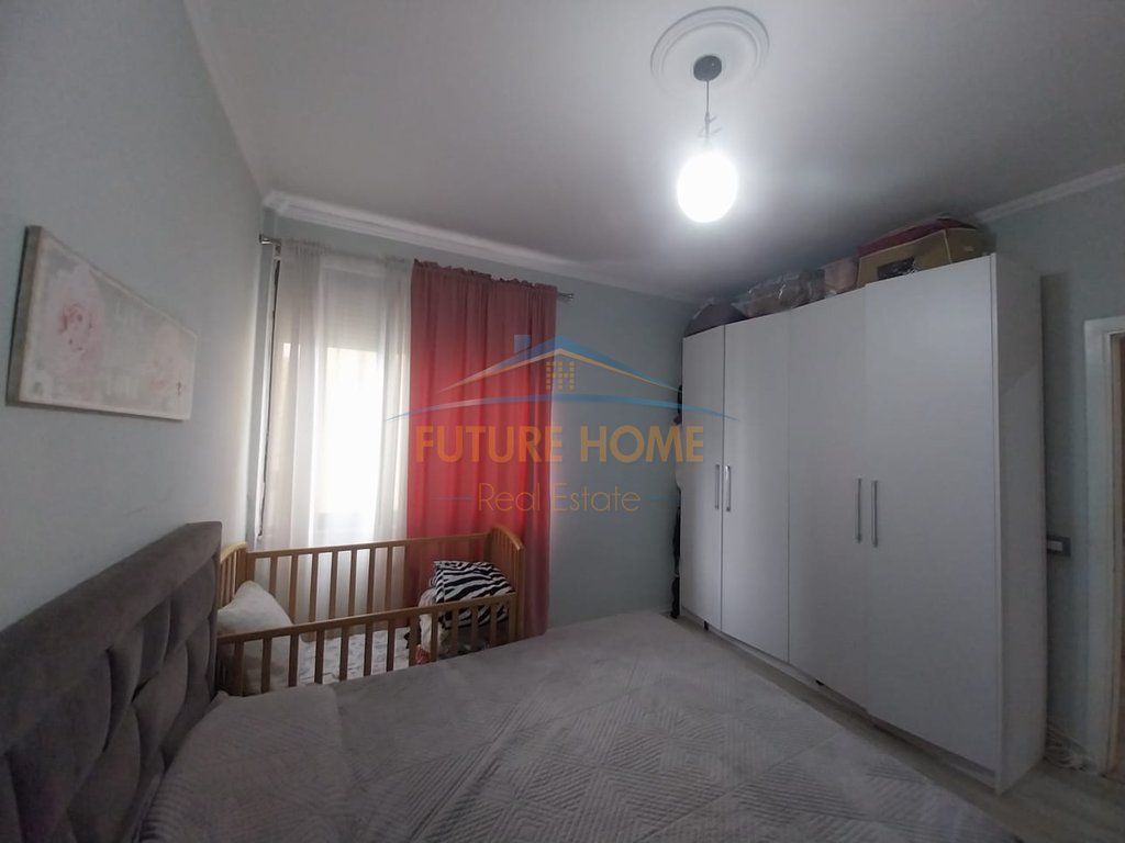 Shitet Apartament 1+1 , Yzberisht, Tirane.