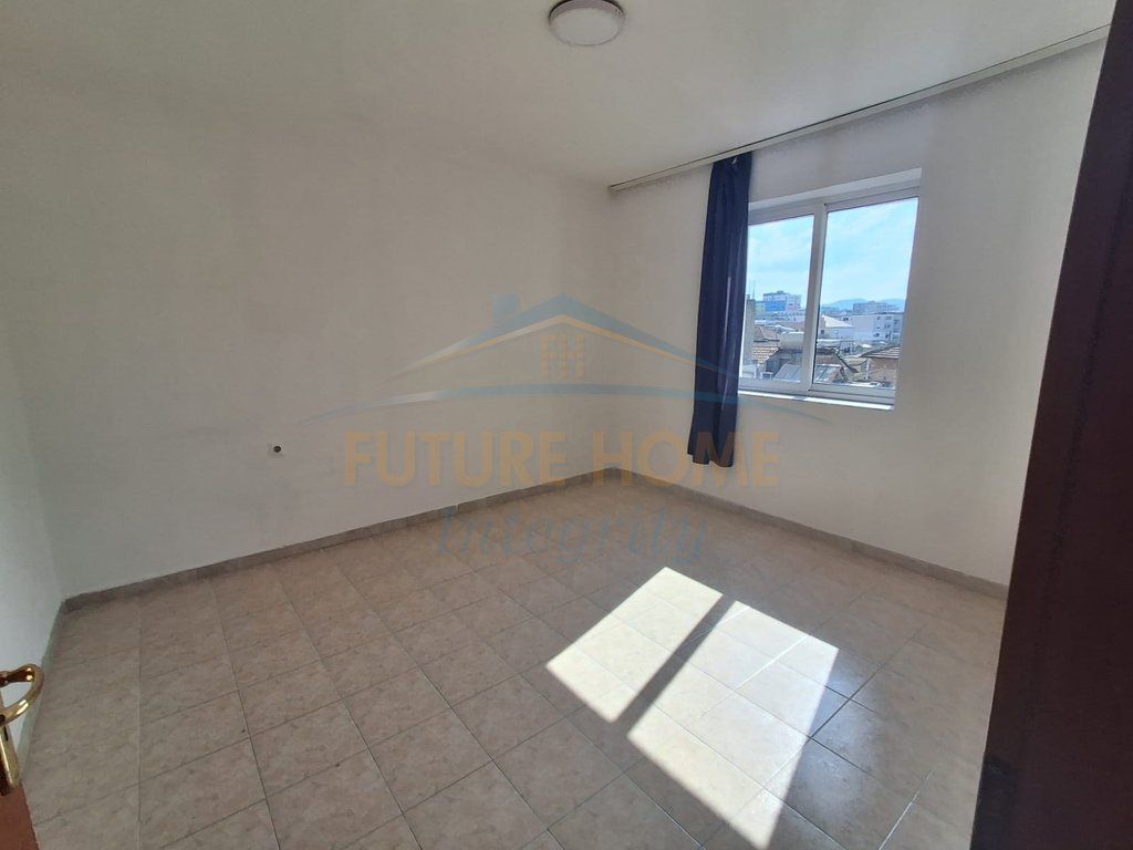 Rent, Apartment 1+1, Ali Demi, Tirana.