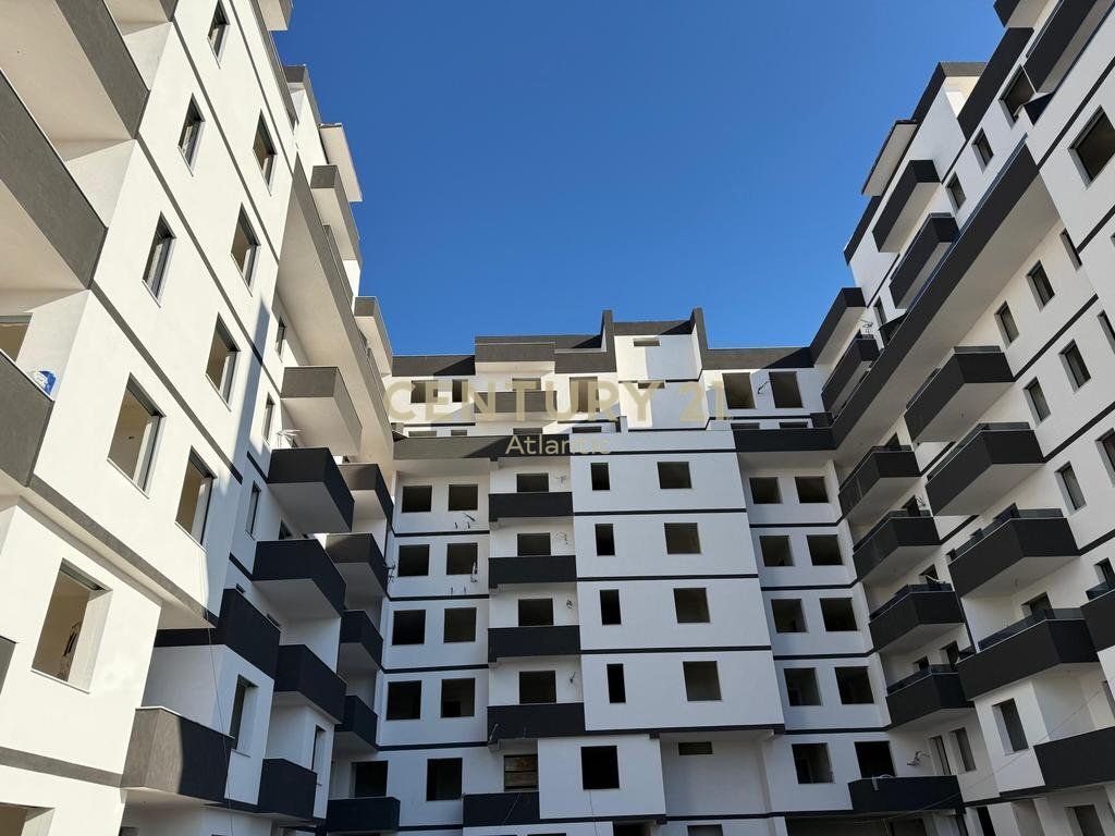 Appartamento 2+1+2 bagni in vendita nel Complesso Saeli, Golem 116,600€ | 106 m² 116,600 €