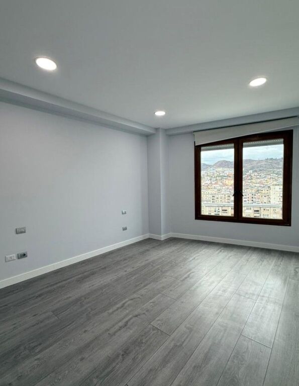 Ambient zyre per qera tek Delijorgji