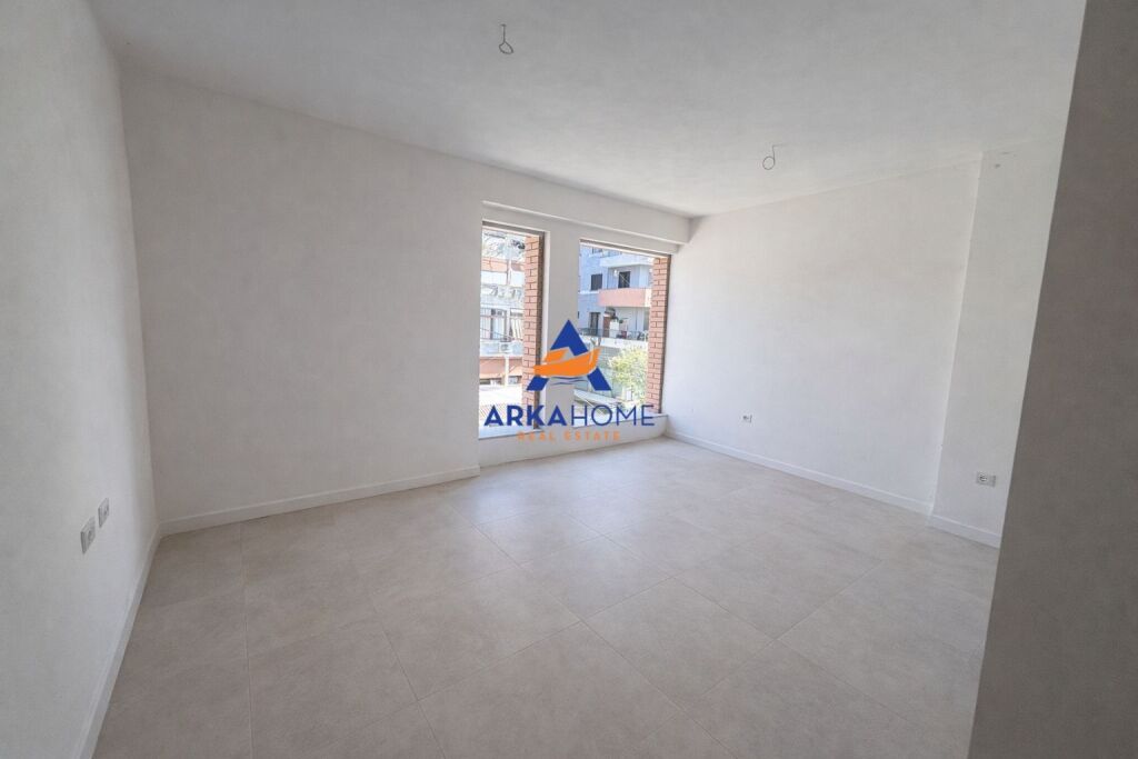 SHITET APARTAMENT 1+1+BALLKON "ASTIR, PERBALLE VILA L" 105245 EURO