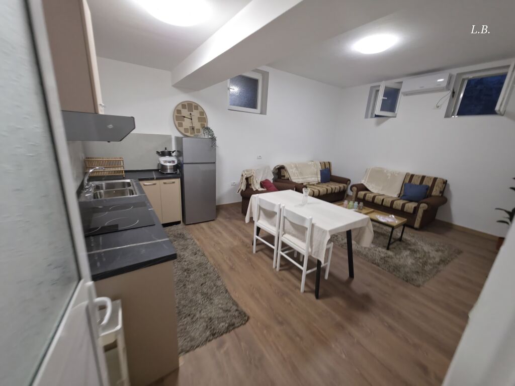 Apartament 1+1 me Qira – Rruga Bill Klinton