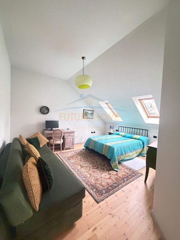 Apartment 2+1+2 for sale, Commune of Paris