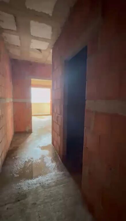 Shitet Apartament 2+1+2