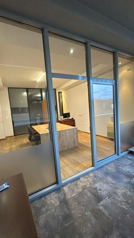 Office for rent at Garda in Bllok