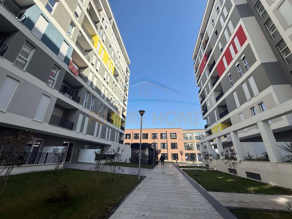 Qera, Apartament 1+1 + Post Parkimi, Univers City
