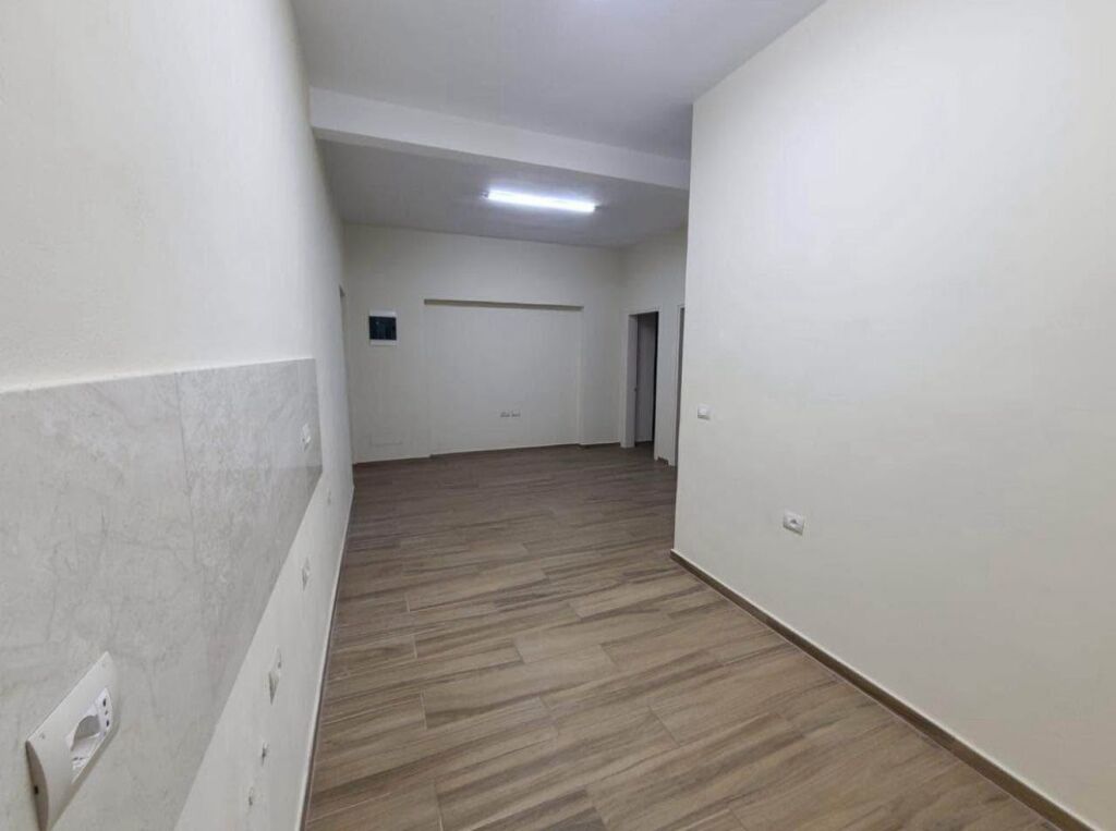 Business Premises, Blv Zogu i Pare!
