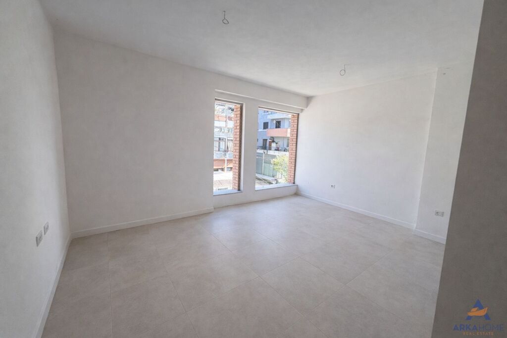 FOR SALE APARTMENT 1+1 + BALCONY "ASTIR, OPPOSITE VILA L" 110000 EURO
