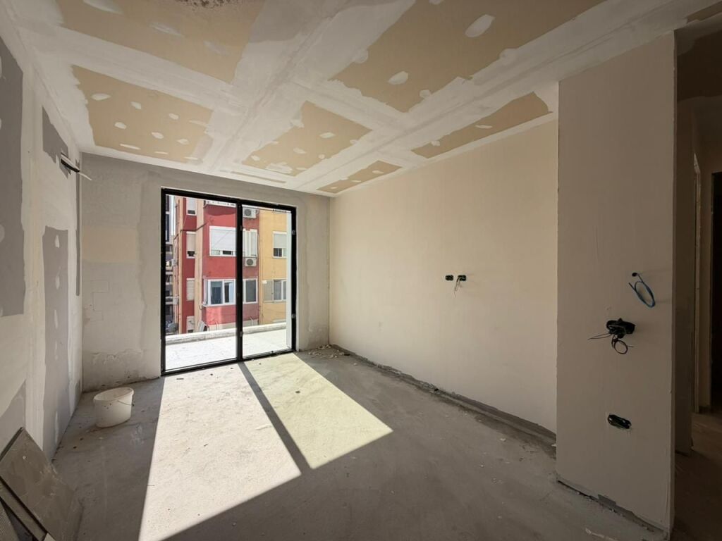 Appartamento 1+1+Veranda in vendita a Vasil Shanto.