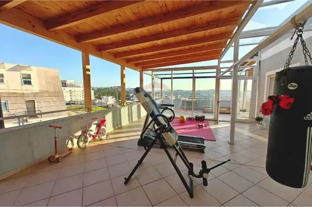 Apartament - Për Shitje - Linzë, Tiranë