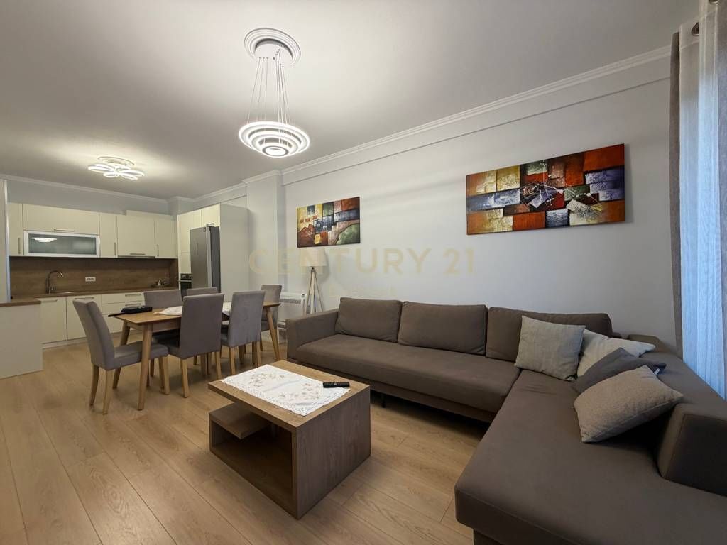 JEPET ME QIRA APARTAMENT 2+1+2 NE LAPRAK