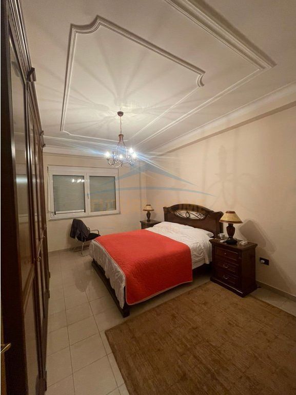 Qera , Apartament 2+1 , Blloku , Tirane