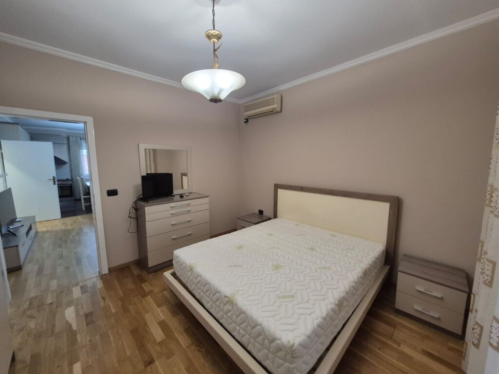 1+1,furnished,at Hoxha Tahsim new market,500 thousand lek