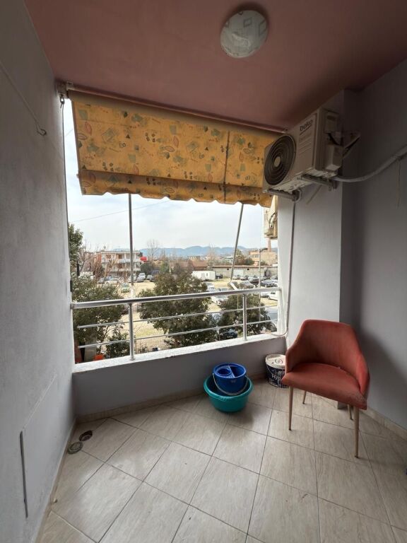 Apartament per shitje 1+1 te Kombinat