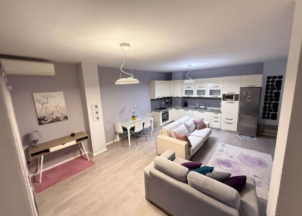 Apartment 1+1, Don Bosko!