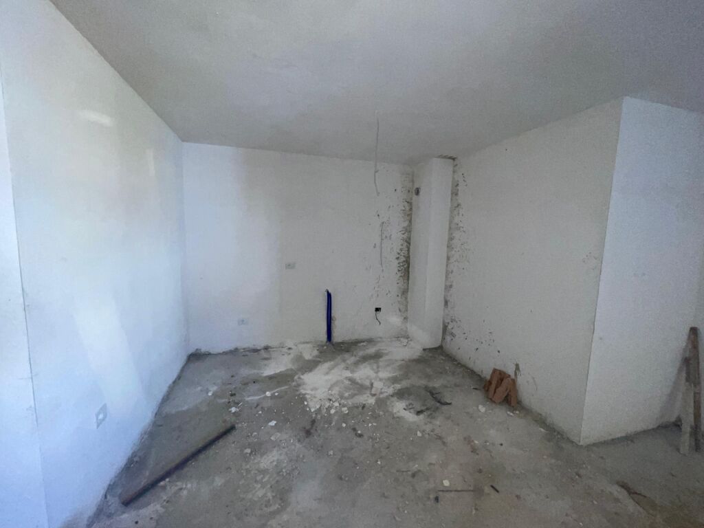 Apaetament 1+1 per shitje ne Shkoze