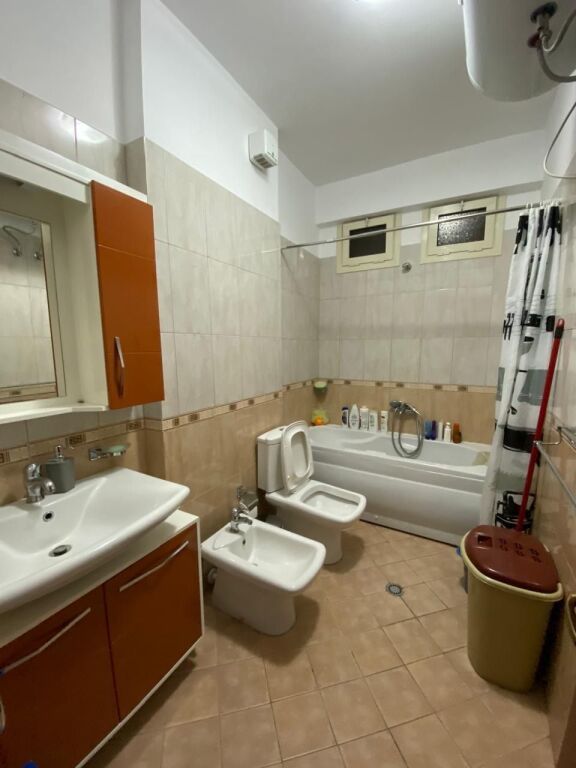 Apartament 2+1 me qera ne Fresk prane Pasticeri Melisa