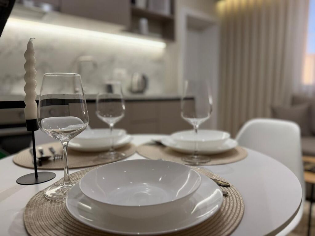 2 apartments for sale at 21 Dhjetori