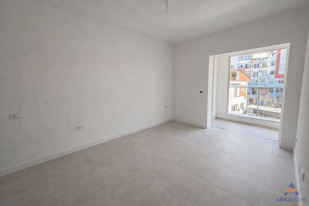 FOR SALE APARTMENT 1+1 + BALCONY "ASTIR, OPPOSITE VILA L" 110000 EURO
