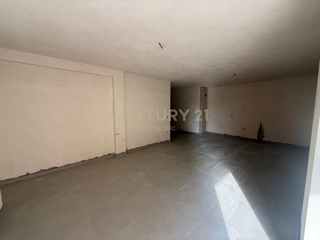 Appartamento 2+1+2 bagni in vendita nel Complesso Saeli, Golem 116,600€ | 106 m² 116,600 €