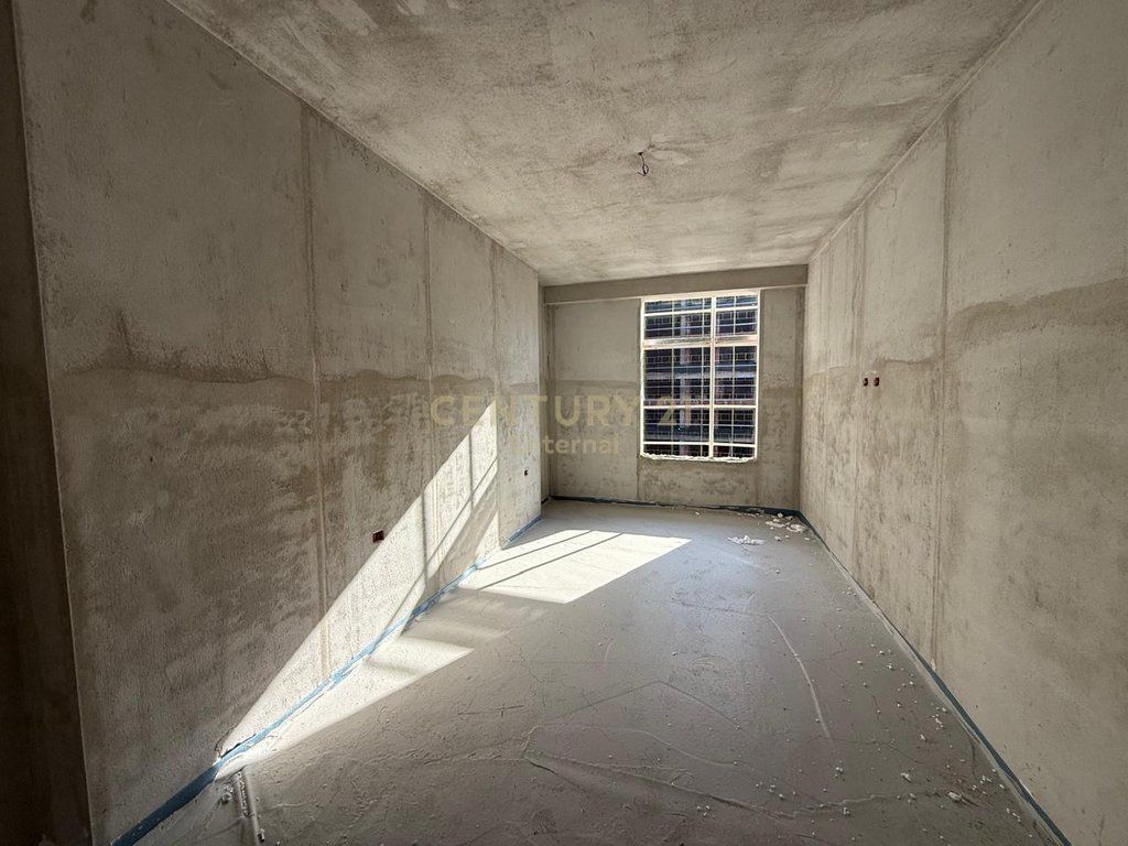 2+1 Apartment for sale in Shkozë, Tirana. 120,000 €