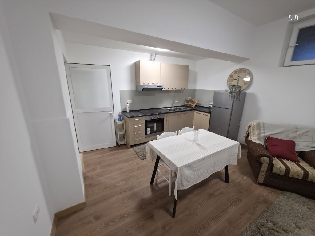 Apartament 1+1 me Qira – Rruga Bill Klinton