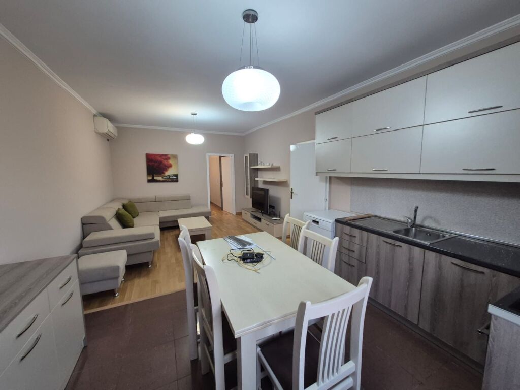 1+1,furnished,at Hoxha Tahsim new market,500 thousand lek
